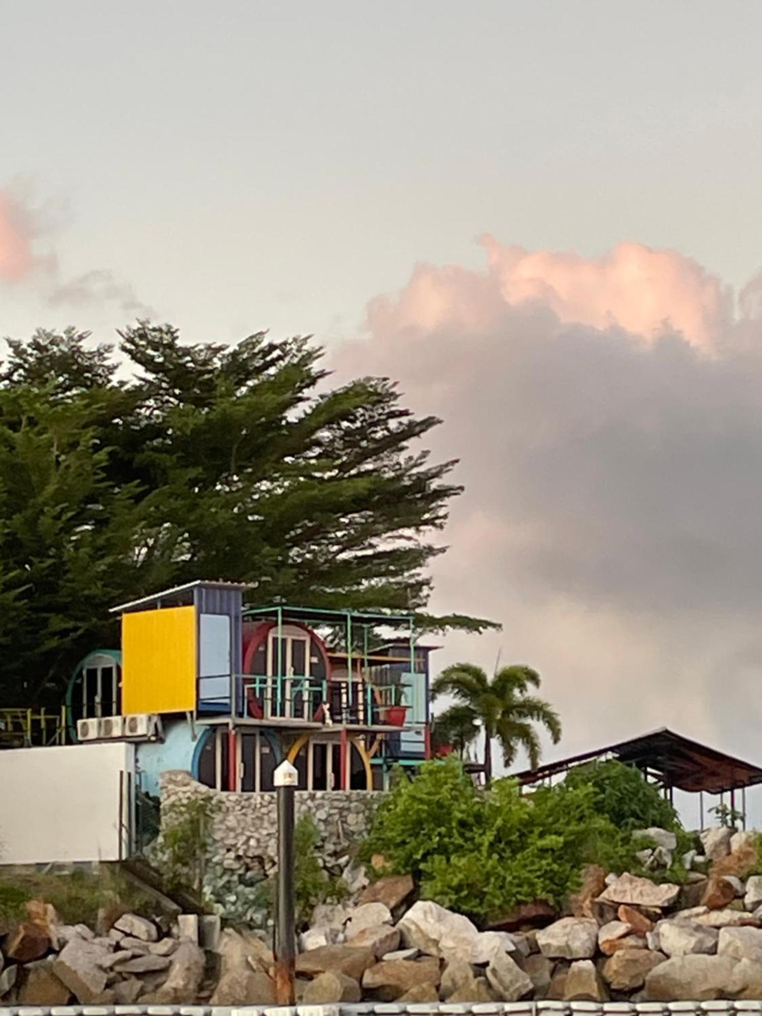 Tubotel Pantai Cenang  Εξωτερικό φωτογραφία